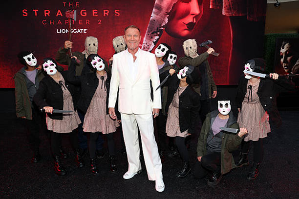 The Strangers: Chapter 2 – Renny Harlin Ungkap Perubahan Besar untuk ‘Chapter 3’ Berkat Masukan Fans