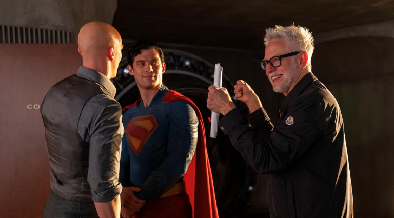 Bintang Superman David Corenswet Cerita Perbedaan Pandangan dengan James Gunn soal Adegan Romantis Utama