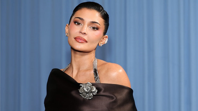 Kylie Jenner Tertarik Berakting di Film Komedi, Mengaku Percaya Diri dengan Kemampuannya